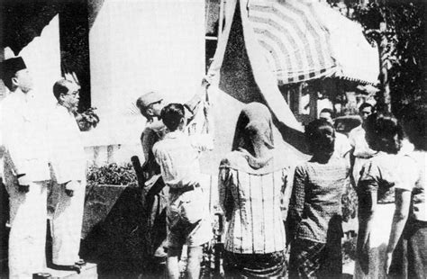 The 1945 Indonesian Revolution: A Turning Point In Indonesian History Fueled by Tumultuous Political Discourse and Nationalist Sentiments